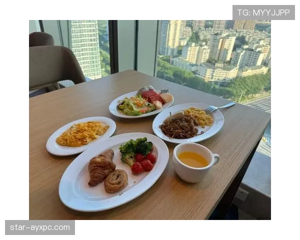 小威退役后晒出的日常：凌晨四点健身房打卡，早餐只吃蛋白，这哪是养老啊